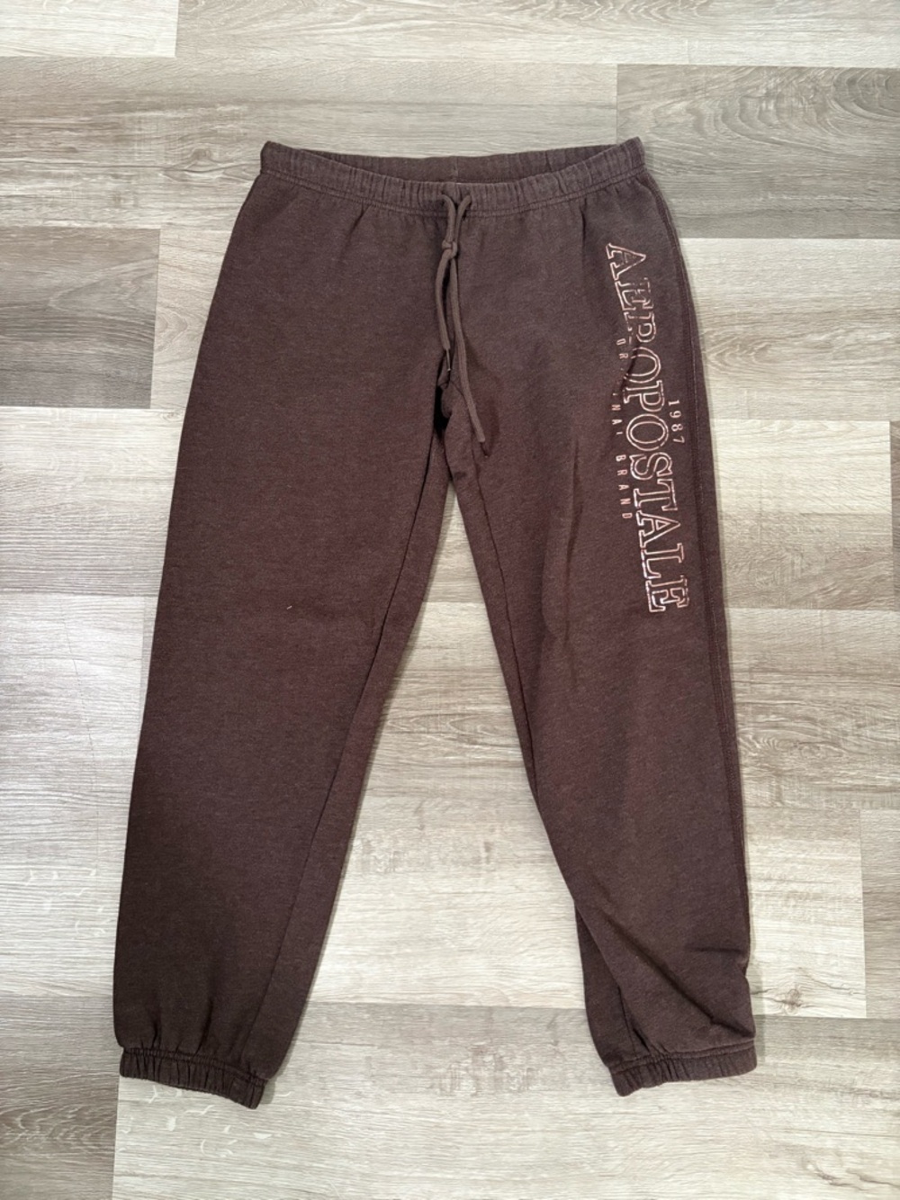 Aeropostale Women’s Graphic Sweatpants.brown. Size Medium
